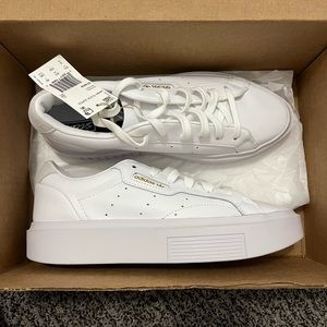 BRAND NEW adidas sleek super sneakers!